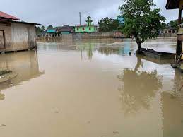 Sejak bah kuning 2014, mereka meratib bahawa banjir besar itu disebabkan oleh. Lebih 500 Mangsa Banjir Di Kelantan Dipindahkan
