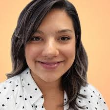 Nikki Titus's Instagram, Twitter & Facebook