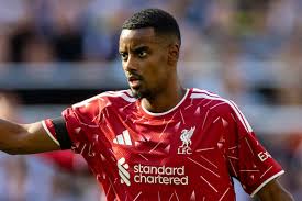 Alexander Isak plays first 90 minutes for Liverpool: “It’s a good step”
