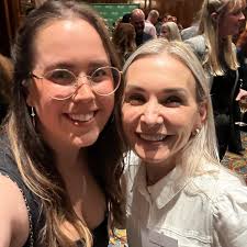 Bethany Power (@BethanyPower__)