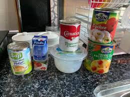 Jun 11, 2021 · bahama mama merupakan koktail buah yang pembuatannya memerlukan rum putih, rum kelapa, grenadine, jus ceri, jus lemon, jus jeruk, dan jus nanas. Air Koktail Bahan Pencuci Mulut Yang Sangat Mudah Sedap Yanis Dian