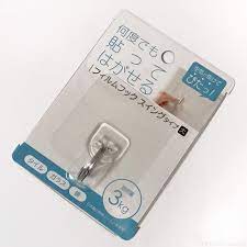 100均で耐荷重3kgの 何度でも貼ってはがせるフィルムフック スイングタイプ 大 が重さに強い 100均 フック スイング