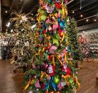 Christmas sets on C-Street early as year-round holiday store ...