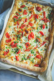 Fresh Herb Butter Tomato And Mozzarella Flatbread Party Appetizer Flatbread Recipe Cheese Flatbread Flatbread Recipes Herb Butter