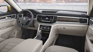 Volkswagen teramont x suv makes world premiere at auto china 2019 from gaadiwaadi.com. Vw Teramont Sel V6 4motion 2017 Im Fahrbericht Maxi Suv Mit Turbo Vr6 Ist Der Vw Atlas Fur China Volkswagen Polo 3rd Row Suv Volkswagen