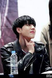 Now Yugyeom Coming At Me All Cute And Giant And Hot Baby Whyyyyy Got7 Yugyeom Yugeom Got7 Yugyeom