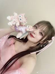 Mỹ nhân không có đối thủ trong show Chi Pu tham gia