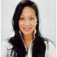 Sandy Van's Instagram, Twitter & Facebook