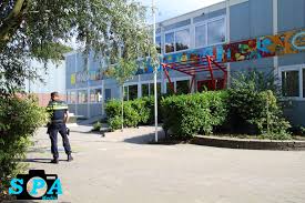 Bekijk hieronder het adres, telefoonnummer en de website van rabobank de kwakel. Twee Basisscholen Ontruimd Vanwege Defecte Cv Installatie Chrysantenhof Berkel En Rodenrijs 112lansingerland