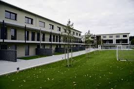 10 treffer auf allen grossen schweizer immobilienmarktplätzen. Geistersiedlung Wird Zum Wohnparadies Der Unter Emmentaler