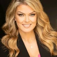 Christina Jeffcoat's Instagram, Twitter & Facebook