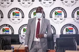 On sunday mr gigaba apologised on twitter to his family. Nhmqi1nm5wcrnm