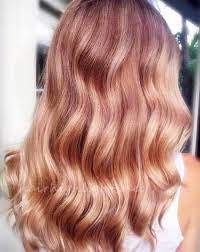 Rose Gold Shades Of Strawberry Blonde Hair Color Hair Highlights Strawberry Blonde Hair Balayage Hair Blonde Strawberry Blonde Hair Color