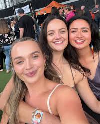 Sarah Scanlan (@sarahscanlan_) • Instagram photos and videos