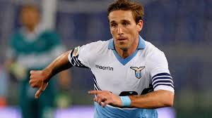 Tecrübeli orta saha, kariyerinde fatih karagümrük'ün yanı sıra independiente, anderlecht. Ac Milan Confirm Lucas Biglia Signing From Lazio On A Three Year Deal Football News Sky Sports