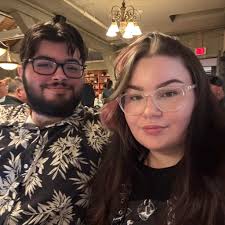 How can I find a hairdresser to come to my home in Beverly, MA to cut my  daughter's hair?