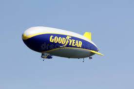 @goodyear.de which one of you has already seen him? Der Goodyear Zeppelin Nt Redaktionelles Foto Bild Von Fliege 42008416