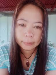 I dreamt my 2 estranged brothers stood behind my father who already passed.  My dad and I reached a hand out to each other and held each other's hand  for a minute.