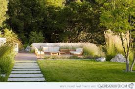 A Private Seating Area Enclosed In Glass Looking So Comfortable And Relaxing With All The Plants Around It An In 2020 Modern Landscaping Landscape Design Modern Garden