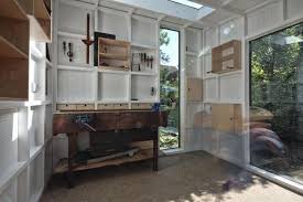Outbuilding Of The Week Garden Workshop By Rodic Davidson Architecture Gardenista Garden Workshops Garden Shed Interiors Workshop Shed