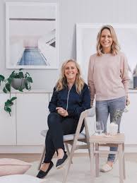 Feast watson floor paint is an opaque, water based coating for interior timber floors. Before And After Magic Makeovers By The Duo From Norsu Interiors Realestate Com Au