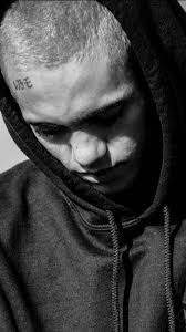 Aesthetic Black And White Photoshoot Men Dominic Fike Aesthetic Backgrounds Black And White Aesthetic Black Aesthetic