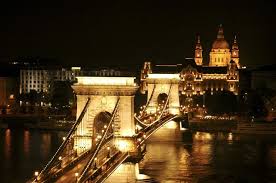 Budapeszt nocą prezentuje się najpiękniej! Budapeszt Noca Galeria Swiatobrazu Pl