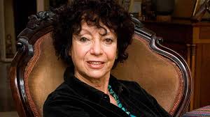 She has worked in several argentine tv programs, mainly soap operas. Noticias Luisa Valenzuela La Argentina Mas Internacional