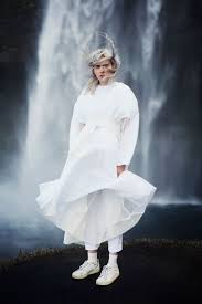 Complete Metamorphosis Transformable Garments By Felicie Eymard Ericsdottir Yatzer Fashion Metamorphosis High Fashion