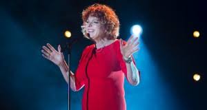 Budapest — igazak a pelykák, miszerint szente vajknak, új párja van, s mindezt lapunk kérdésére meg is erősítette! Molnar Aron Es Szente Vajk Amdala Hu