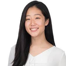 Danielle Lay's Instagram, Twitter & Facebook