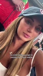 Megan Brasher's Instagram, Twitter & Facebook