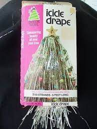 Whether a themed party or new year's eve, these tinsel christmas tree never fail to impress. Vintage Christmas Tree Icicle Tinsel Drape 200 Strands 5 Ft Long Unusual Vintage Christmas Tree Jewelry Christmas Tree Vintage Christmas