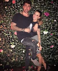 I stumbled upon the bachelors in social sciences, which included sociology as a component, and once the lecturer explained what sociology is, i was fascinated and knew right away that this was the. Bachelor 2016 Patrick Cuninka Feiert Mit Denise Temlitz Geburtstag Foto News Myheimat De