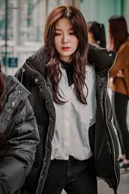 Diposting oleh multi info pro di 08.07. Red Velvet Seulgi Seulgi Redvelvet Selebritas Potret Diri Fotografi