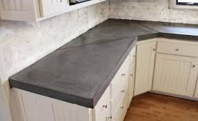 Le choix des couleurs de béton ciré. Plan De Travail En Beton Cire Photos Supers Et Conseils Diy Comptoirs De Cuisine En Beton Beton Cire Cuisine Comptoirs En Beton Diy