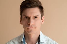 Thomas Ludewig's Instagram, Twitter & Facebook