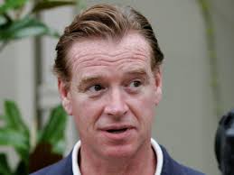 James hewitt has responded to rumours that he's prince harry's dad. Princess Diana S Former Lover James Hewitt Fighting For His Life After Heart Attack And Stroke The Independent The Independent