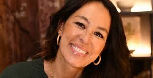 The most giftable everyday luxuries, according to ELLE Decor's market  director