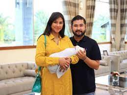 Maybe you would like to learn more about one of these? Sultan Johor Berkenan Namakan Cucu Tunku Abu Bakar Ibrahim