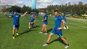 El equipo argentino llega a la jornada de cierre como líder del. Rosario Central Llego A Paraguay Para El Debut El Kily Analiza Un Cambio Rosario3