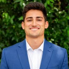 Very thankful to announce that I will be interning this fall semester with… 