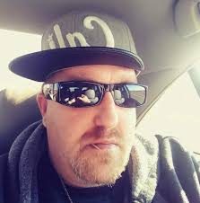 How to stop leaves from blocking water flow in stock tank pool?