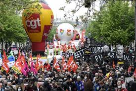 La manifestation se termine à toulouse, après une manifestation dans le calme et des tensions en fin de parcours. Lbbqoajyugy8im