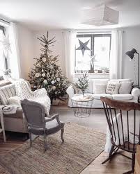 oh tannenbaum oh tannenbaum nicht nur die christbaumkugeln hangen als christbaumschmuck und weihnachtsdeko am w weihnachtsbaumschmuck christbaumschmuck dekor