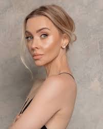 2024 Models and Artists — Fleur de Bra