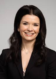 Danielle Tully's Instagram, Twitter & Facebook