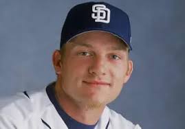 Remembering Mike Darr, former San Diego Padres player
