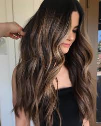 21 Balayage Dark Brown Hair Color Ideas For Changing Up Your Style Dark Brown Hair Balayage Balayage Hair Brown Hair Balayage