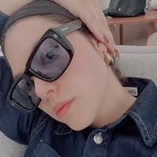 Aléh. (@hallienlujah)